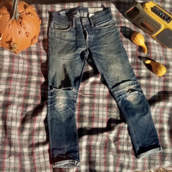 RgT Rogue Territory - Picture 1 of 3